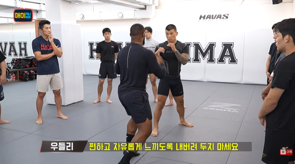 Tyron Woodley teaching Seok Hyeon Ko in Havas MMA