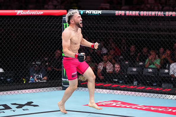Dagiisuren Chagnaadorj Defeats Young Jae Song