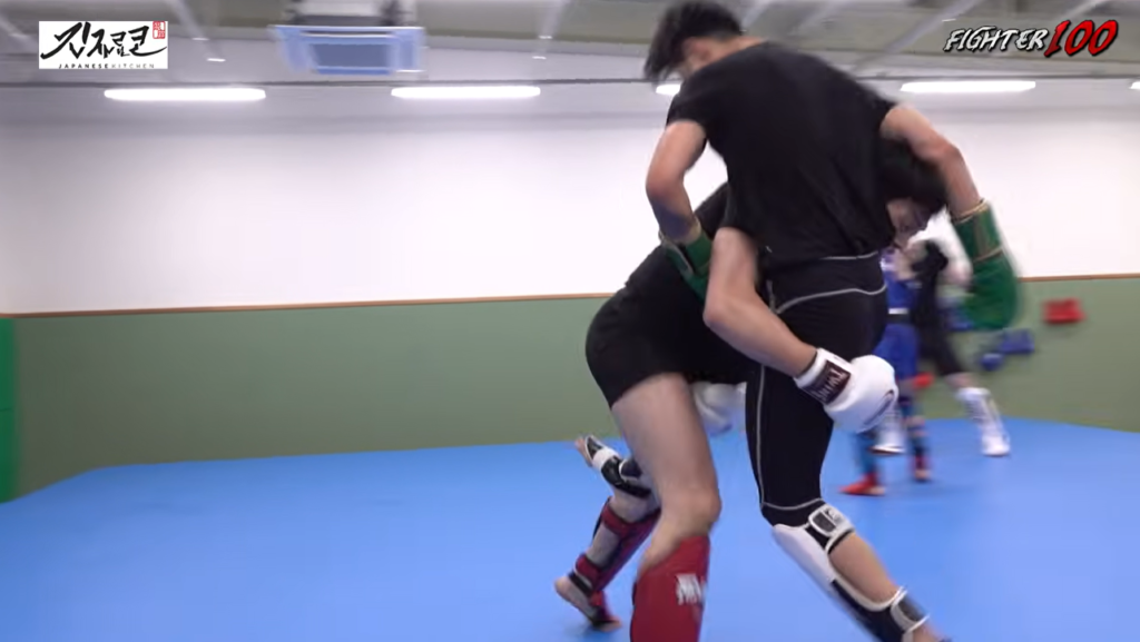 A Sol Kwon takes team to Wushu Sanda team
