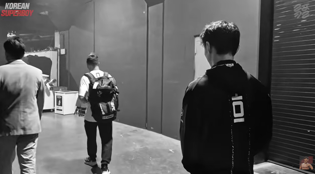 Doo Ho Choi walking out of UFC 331