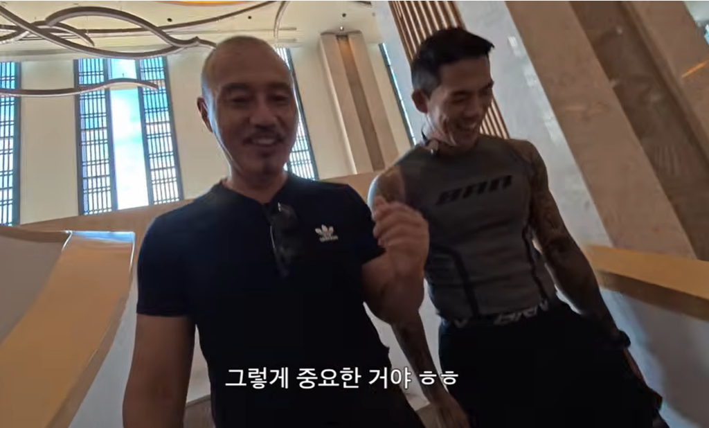 Young Jae Song travels to Vietnam