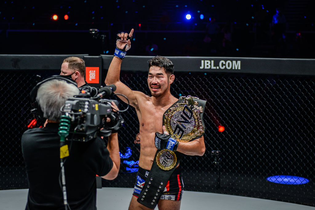 Rae Yoon Ok looks to reclaim his position.